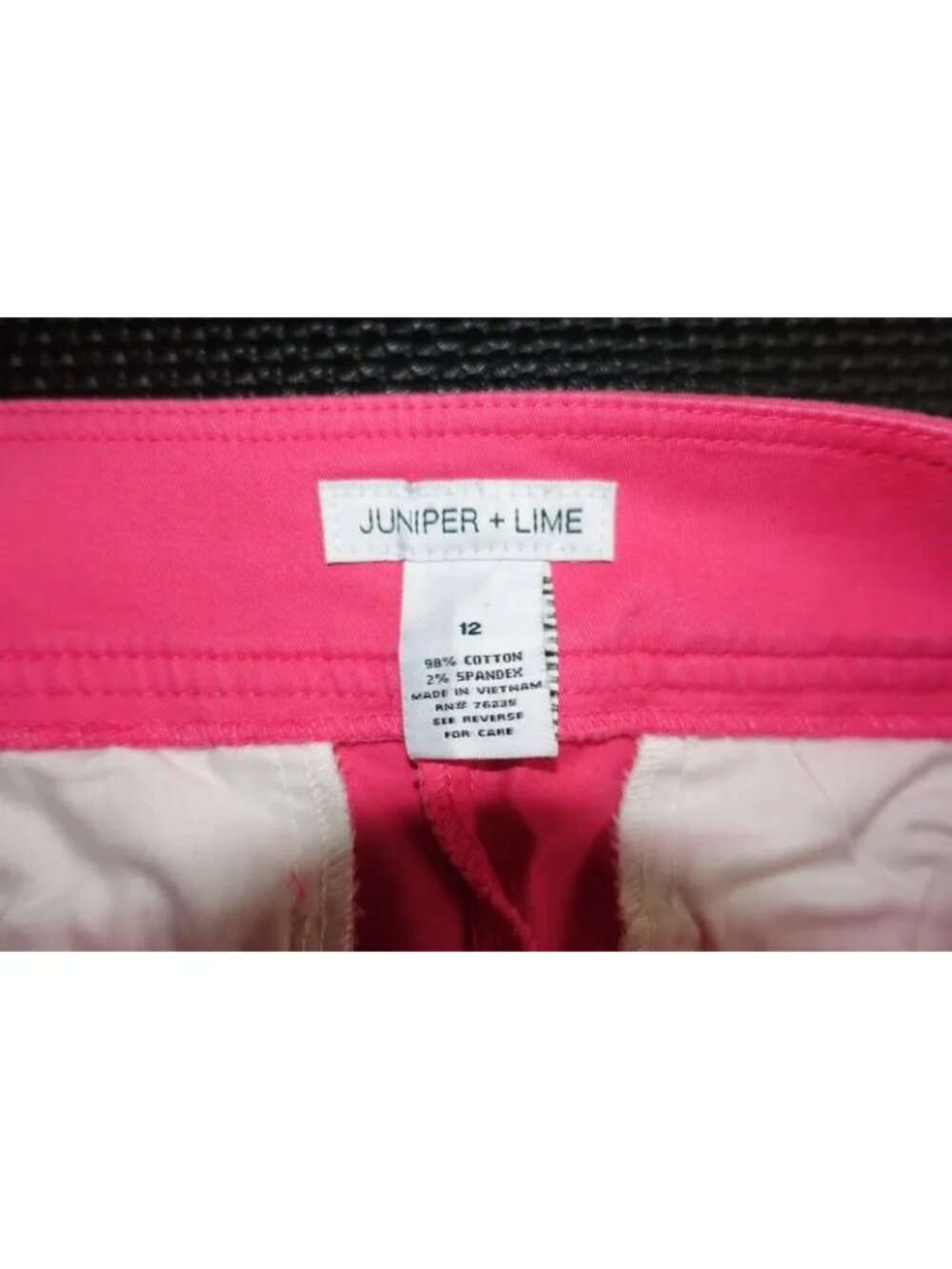 Shorts Flat Front Mid Rise - Picture 4 of 5